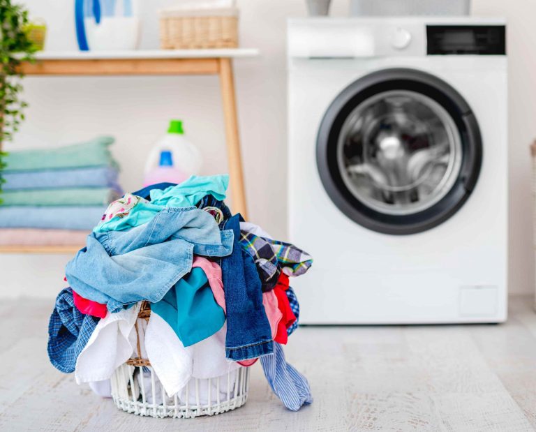 A Guide to Doing Laundry and Finding the Best Local Laundromat Near You